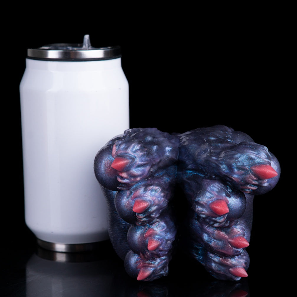 Dark Fantasy Beast Paw Silicone Pocket Pussy – Hidden Channel Claws for Men Blowjob Masturbation