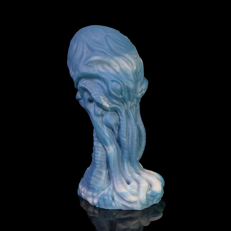 Alien Fist Dildo – Sci-Fi Fantasy Platinum Silicone Vaginal Expansion Toy | Domlust