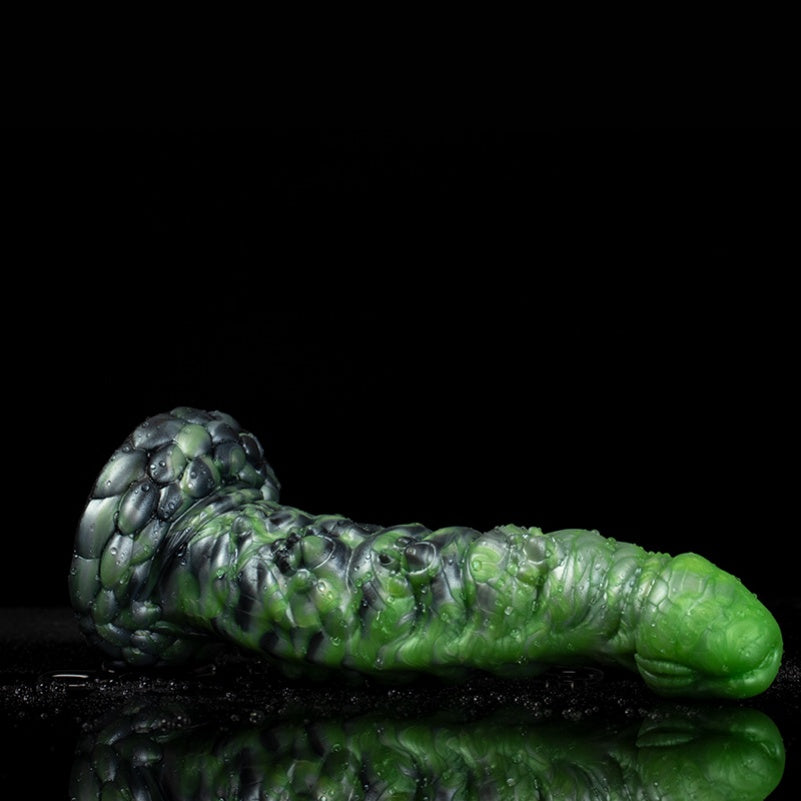 Domlust Spiral Dragon Dildo – Platinum Silicone Green Scale Fantasy Toy with Suction Cup