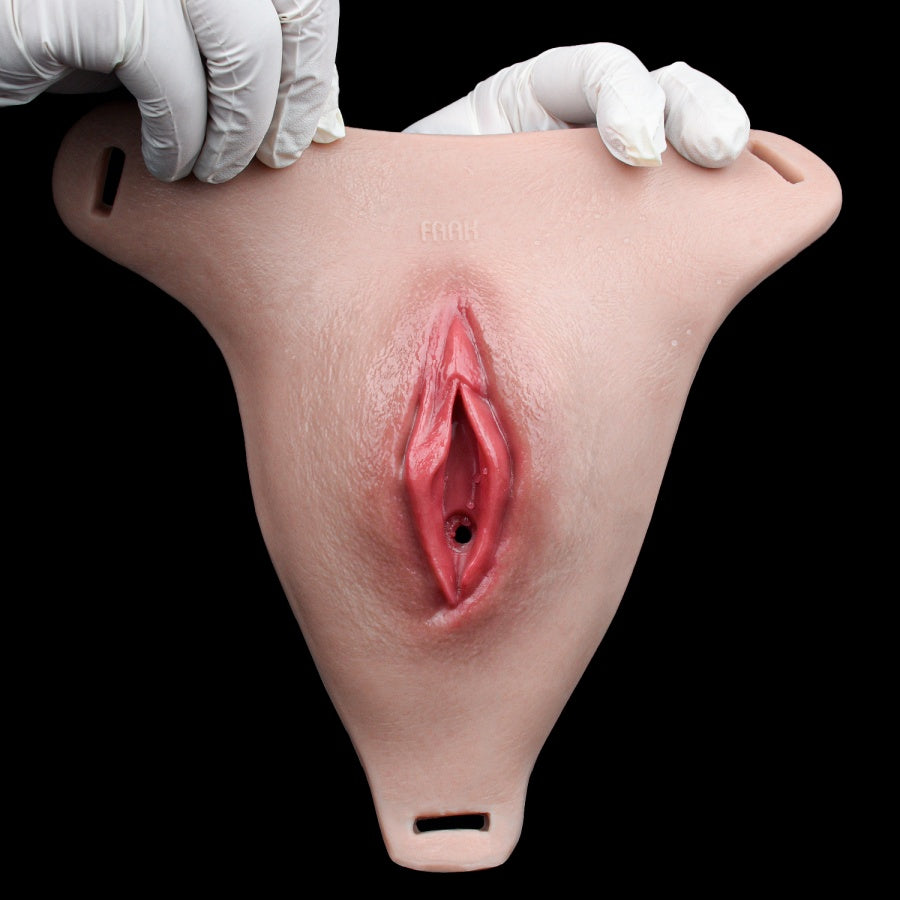 Realistic Silicone Fake Vagina Pussy Pants | Wearable Artificial Vagina Urination Device for Femboys & Crossdressers