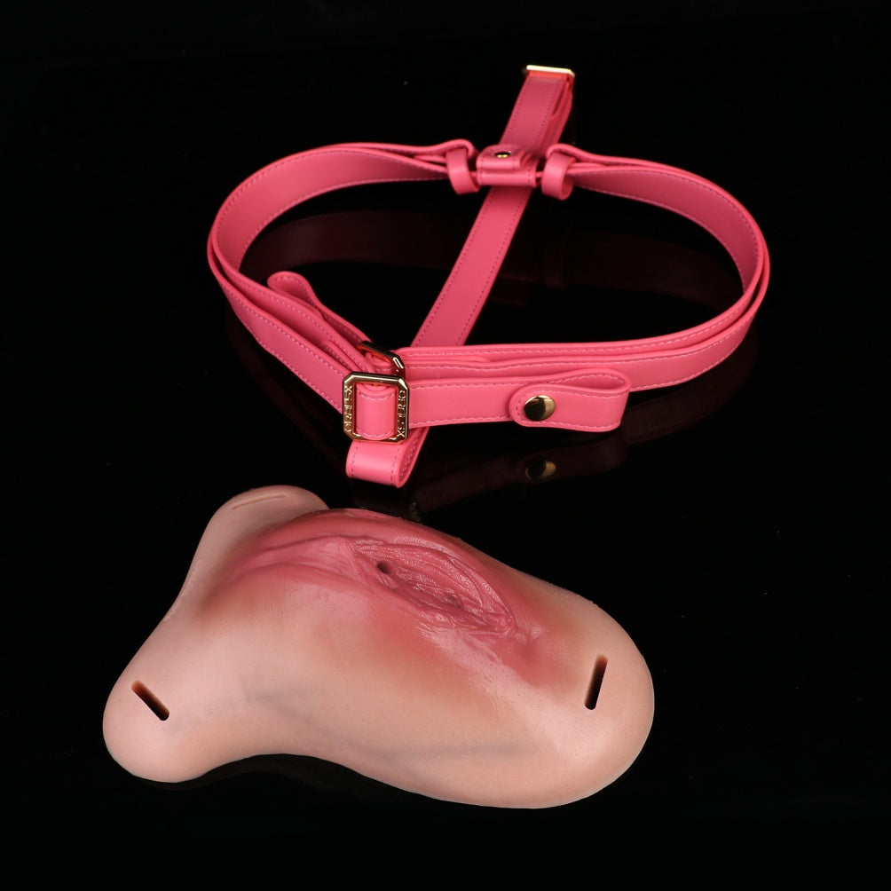 eather Strap-On Silicone Fake Vagina Pants - Realistic Vulva Texture Sex Toys for Crossdressers