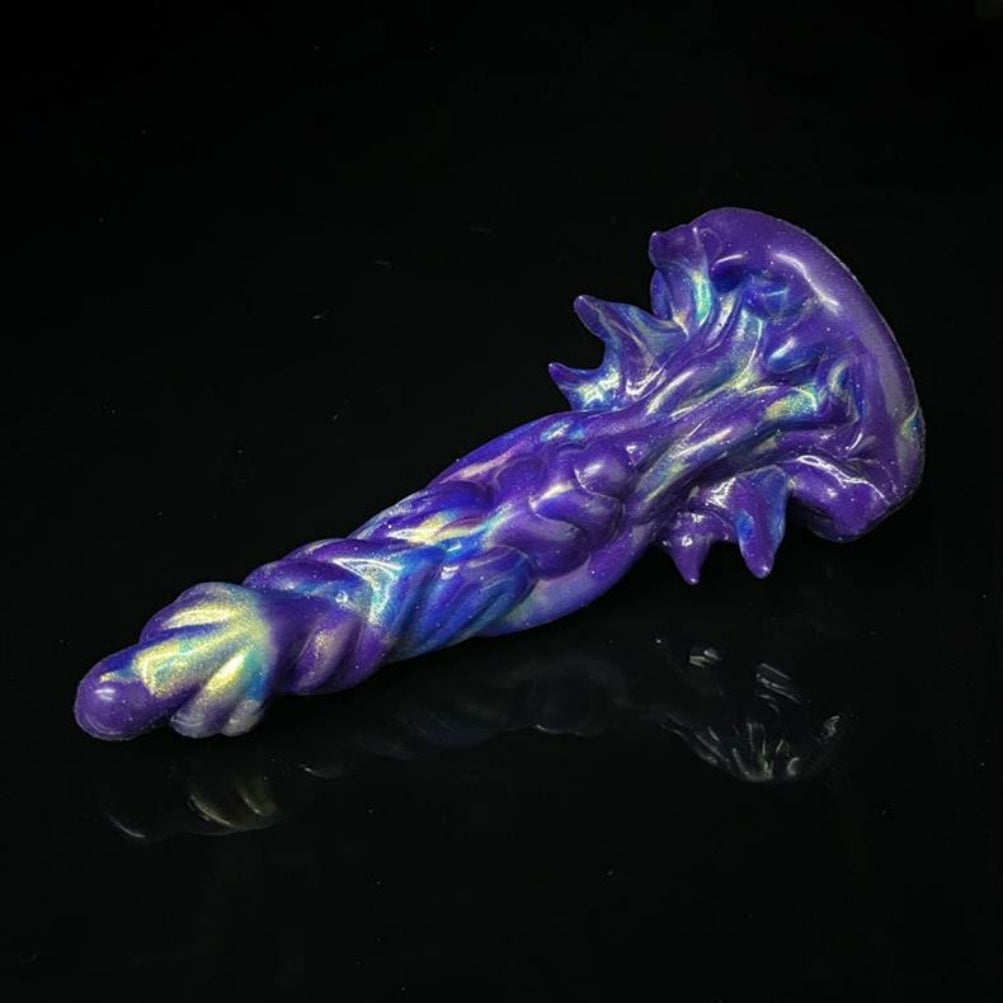 Domlust Alien Xenomorph Fantasy Dildo – Platinum Silicone Tapered Monster Suction Cup Sex Toy