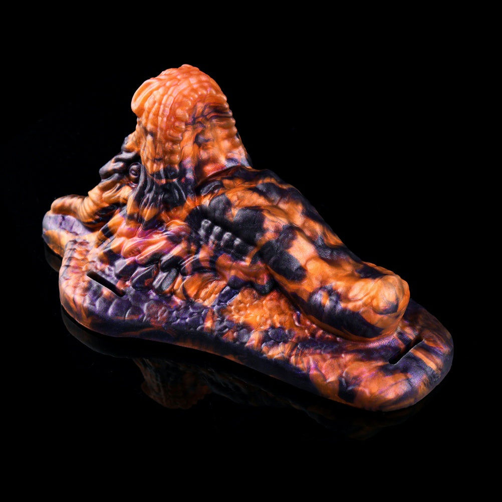 Devouring Desire Dragon Kiss Fantasy Beast Grinder | Platinum Silicone Grinding Sex Toy